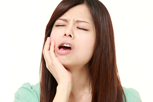 顎関節症の治療法その2「痛みを速攻で取り除く」